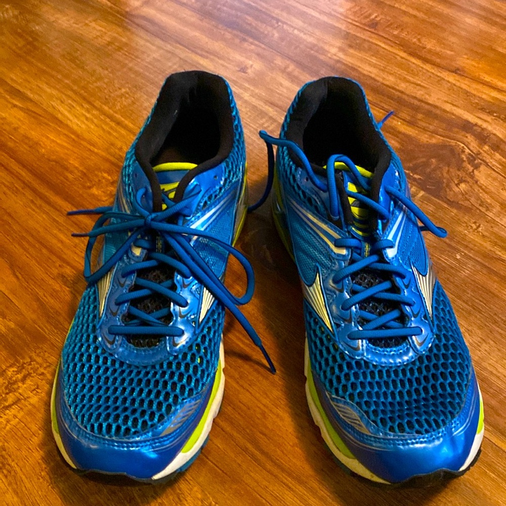 Men’s sneakers
